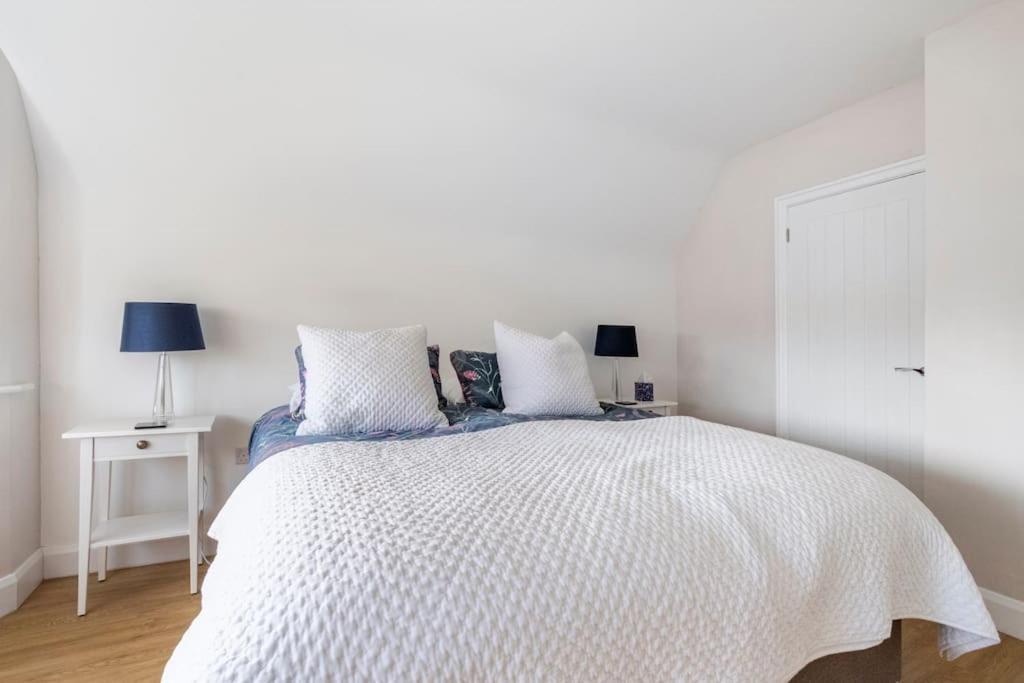 Home By The Sea In Rustington Esterno foto